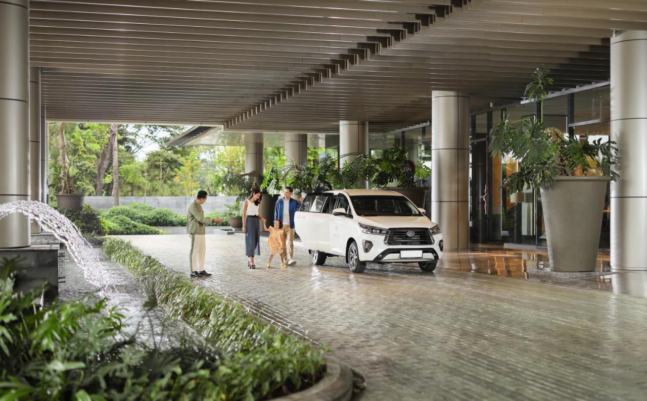 Padma Hotel Semarang Exterior foto
