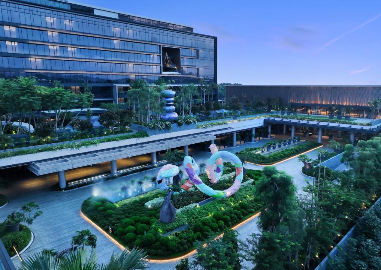 Padma Hotel Semarang Exterior foto